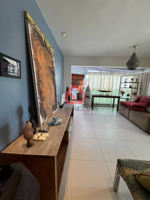 Cobertura, 2 quartos, 203 m² - Foto 1