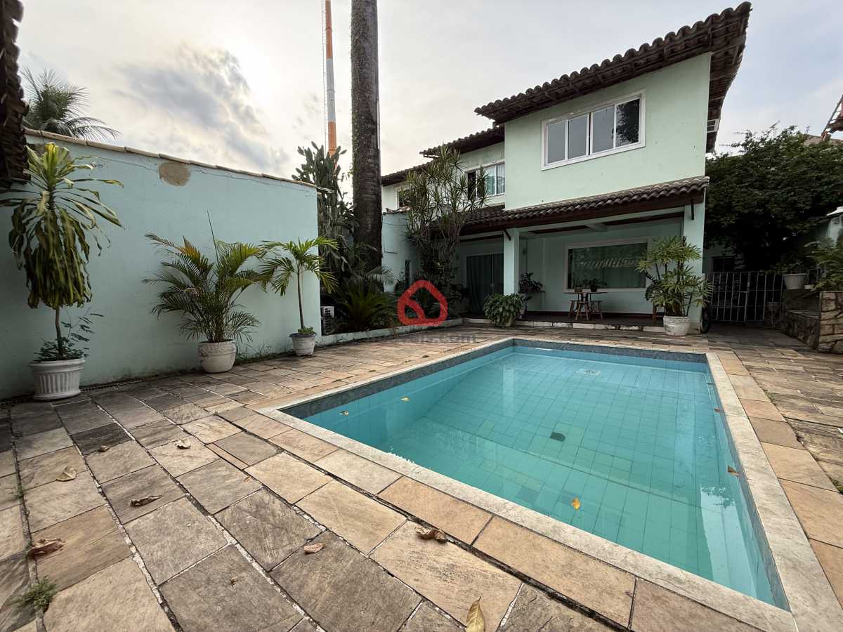 Casa, 5 quartos, 367 m² - Foto 1