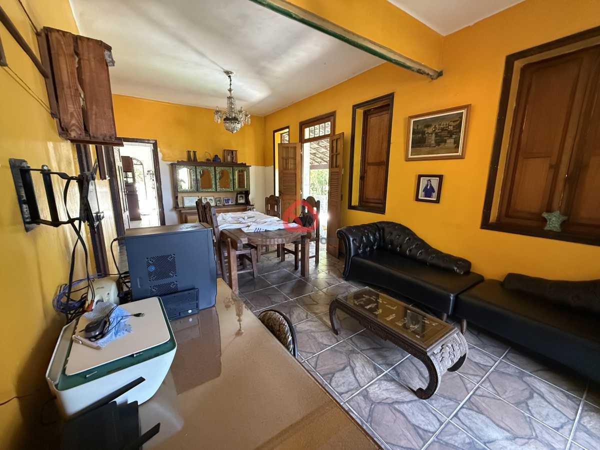 Casa, 5 quartos, 1500 m² - Foto 1