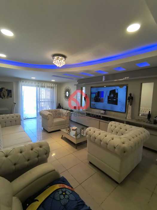 Cobertura, 3 quartos, 181 m² - Foto 15