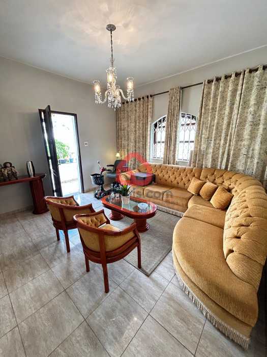 Casa, 3 quartos, 227 m² - Foto 3