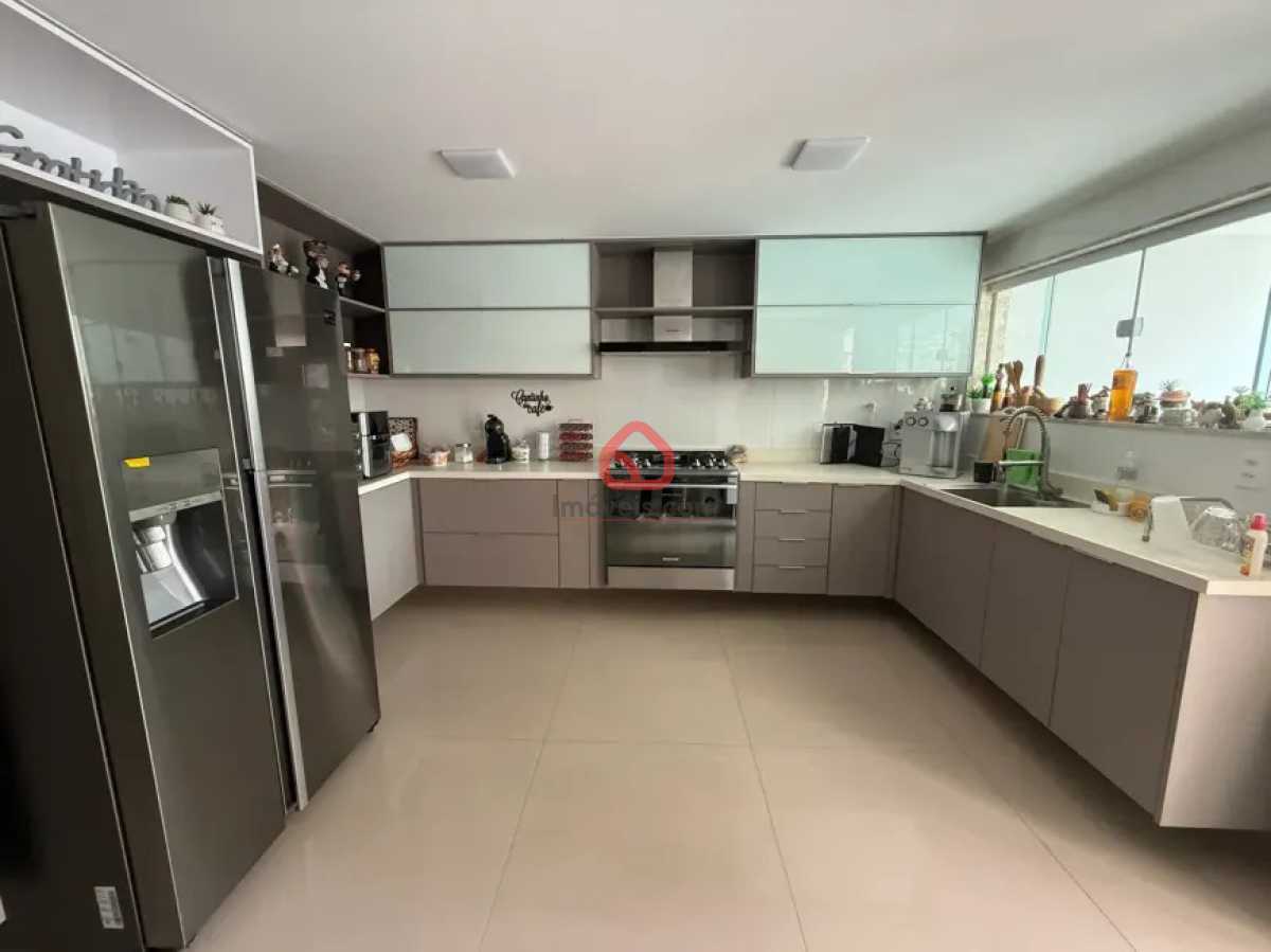Casa, 4 quartos, 258 m² - Foto 12