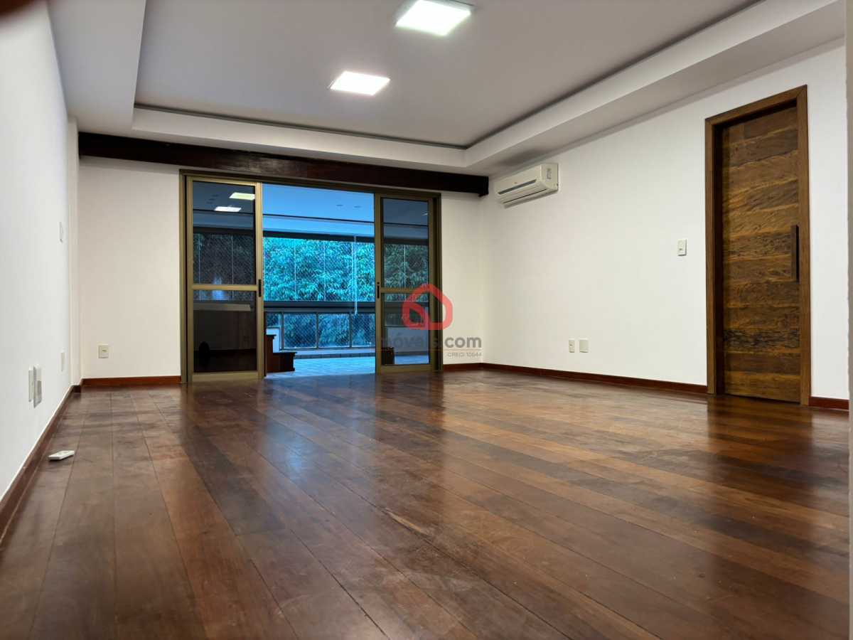 Apartamento, 3 quartos, 150 m² - Foto 1