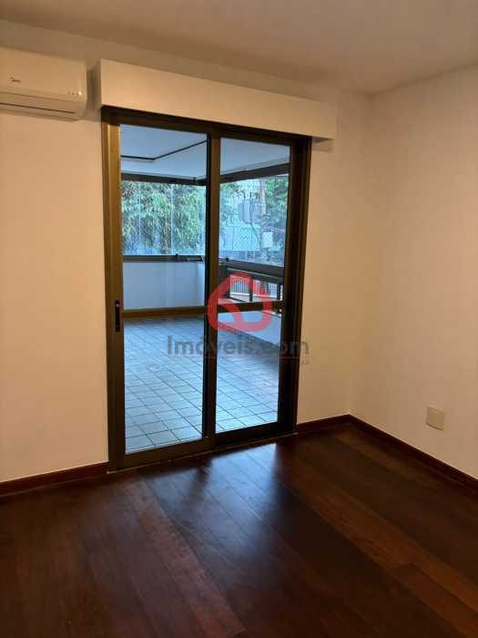Apartamento, 3 quartos, 150 m² - Foto 8
