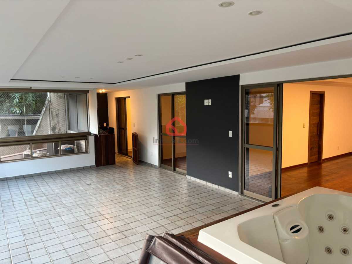 Apartamento, 3 quartos, 150 m² - Foto 23