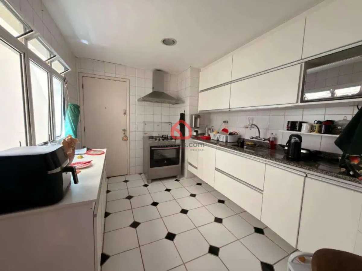 Apartamento, 3 quartos, 170 m² - Foto 10