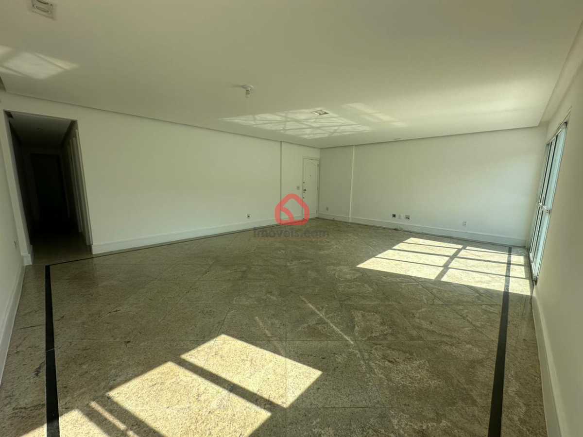 Apartamento, 3 quartos, 180 m² - Foto 4