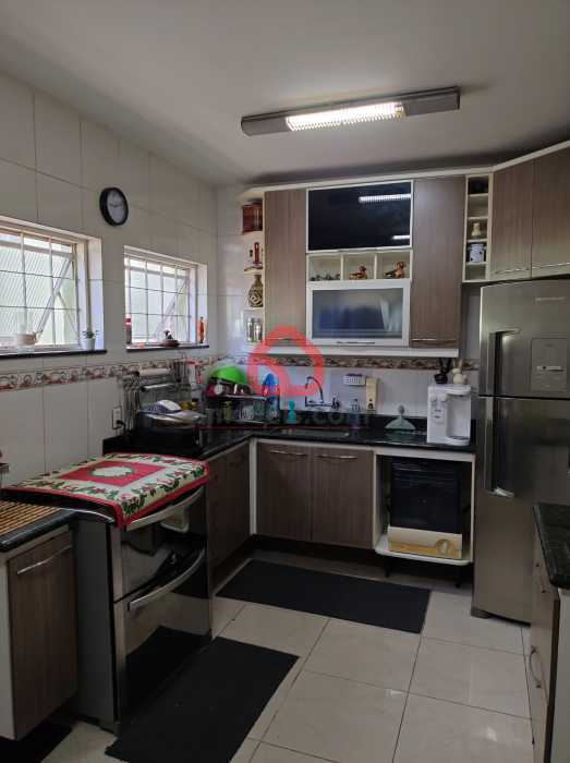 Casa, 3 quartos, 270 m² - Foto 15
