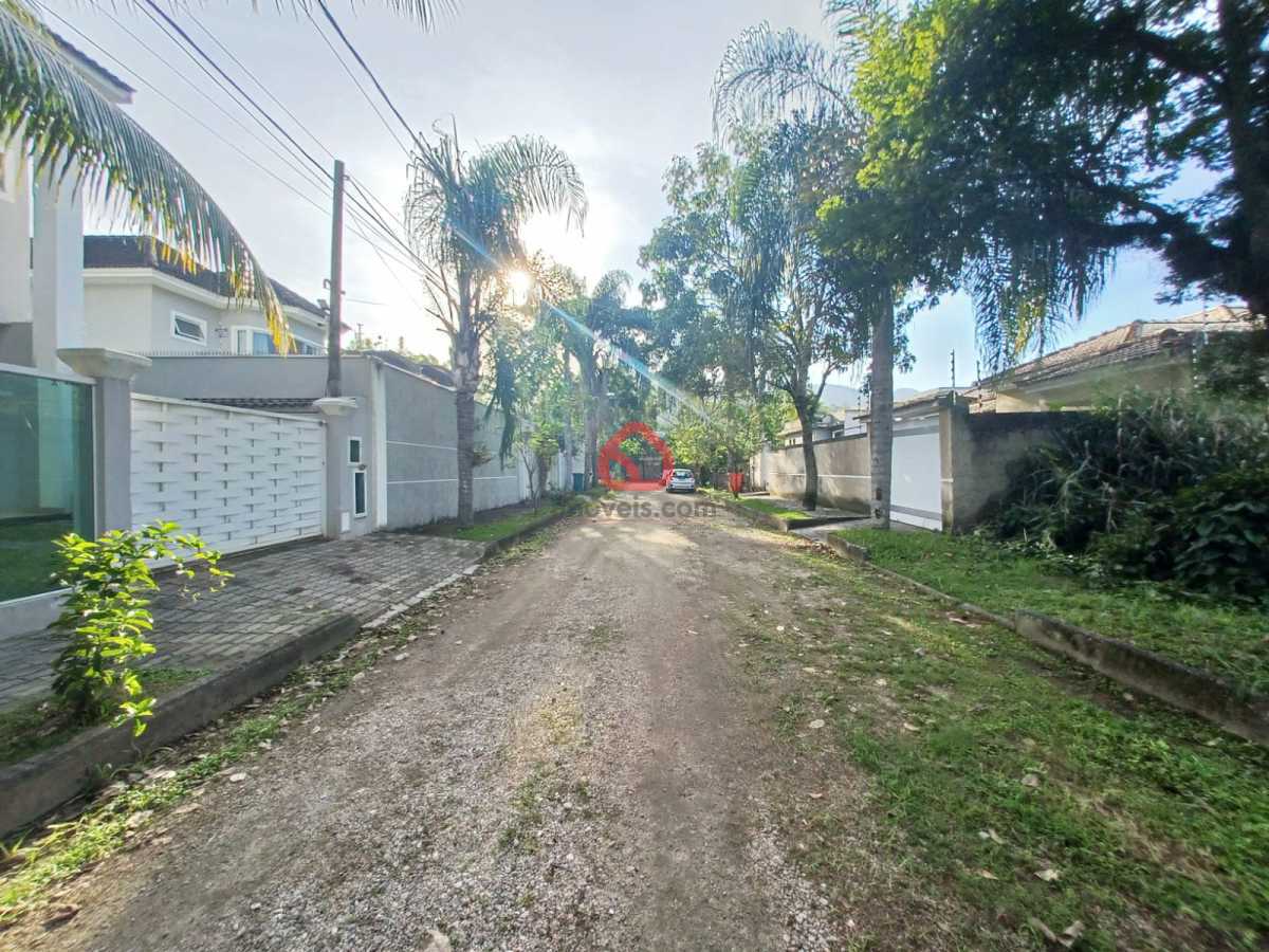 Terreno, 180 m² - Foto 1