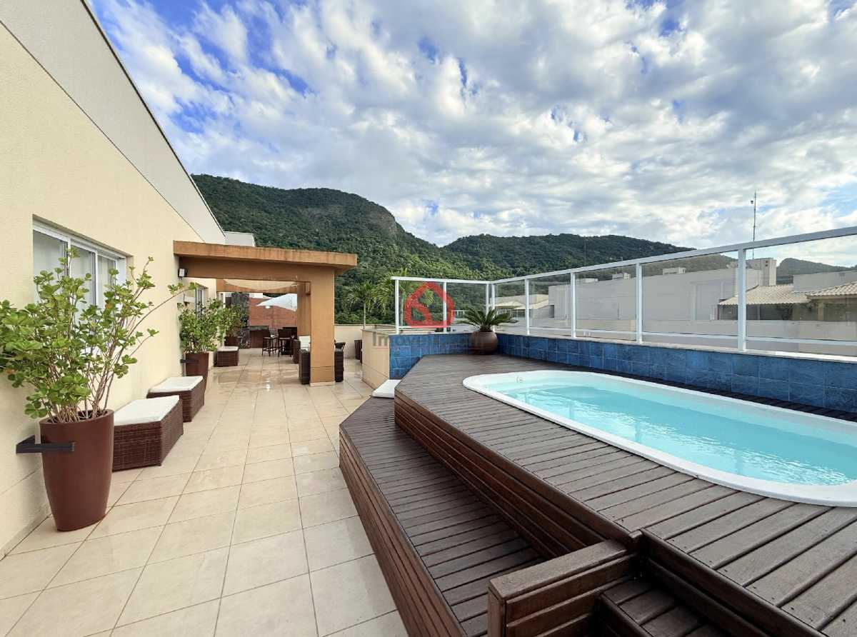 Cobertura, 3 quartos, 230 m² - Foto 1