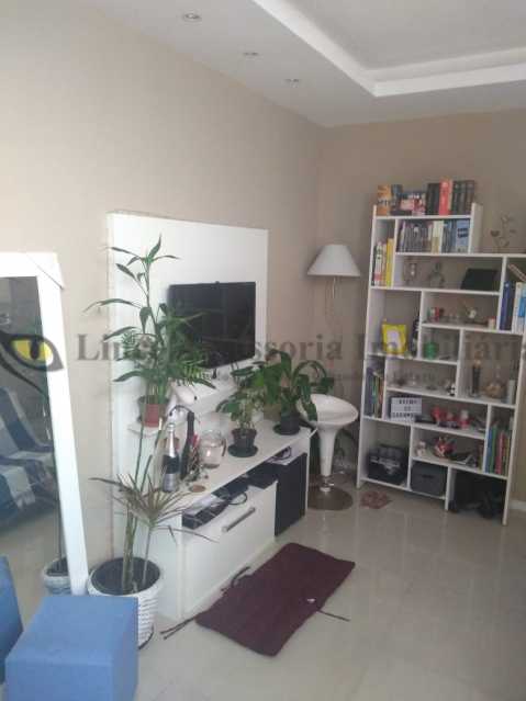 Apartamento à venda com 1 quarto, 50m² - Foto 11