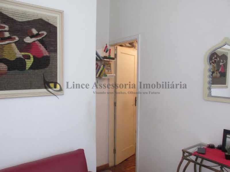 Apartamento à venda com 2 quartos, 48m² - Foto 2