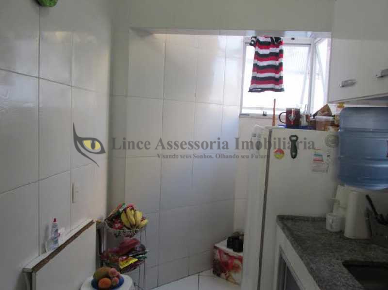 Apartamento à venda com 2 quartos, 48m² - Foto 12