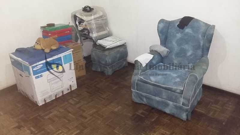 Apartamento à venda com 4 quartos, 150m² - Foto 8