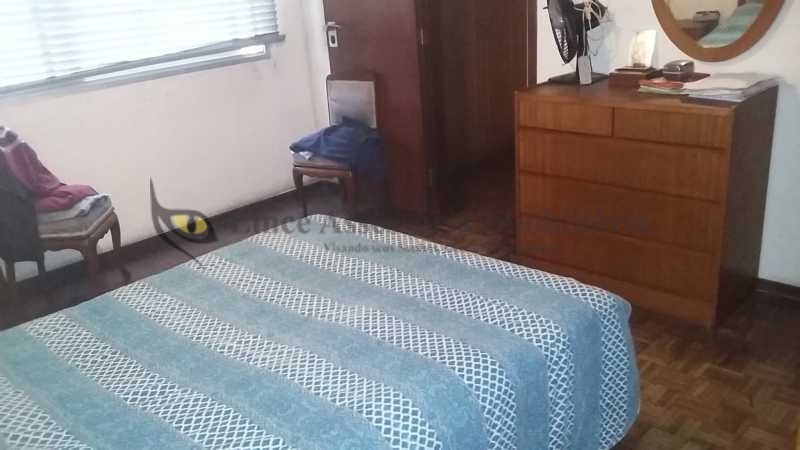 Apartamento à venda com 4 quartos, 150m² - Foto 5