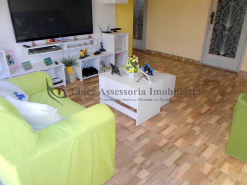 Apartamento à venda com 2 quartos, 95m² - Foto 2