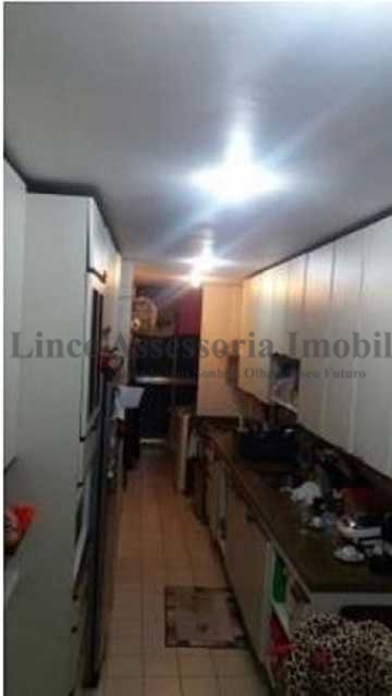 Apartamento à venda com 3 quartos, 122m² - Foto 10