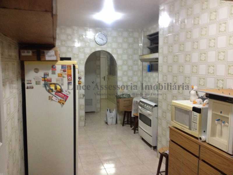 Apartamento à venda com 4 quartos, 142m² - Foto 15