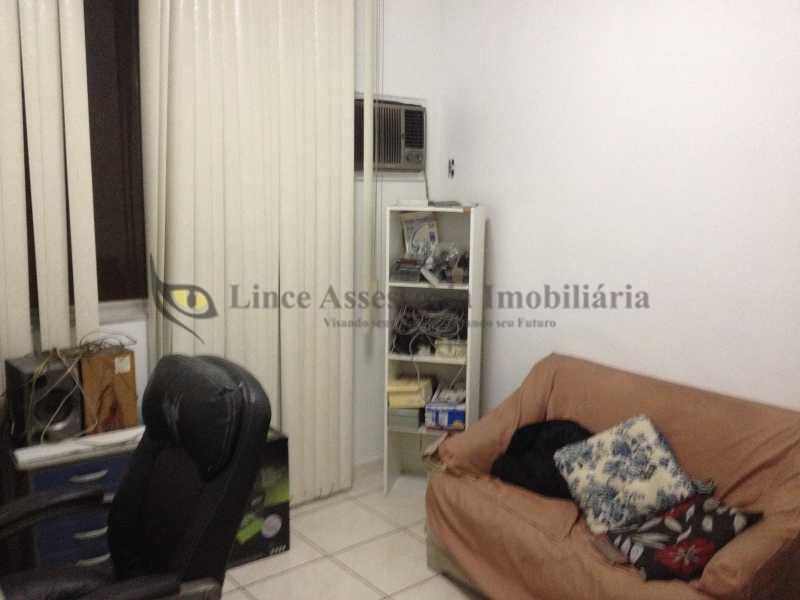 Apartamento à venda com 4 quartos, 142m² - Foto 19