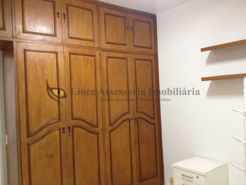 Apartamento à venda com 4 quartos, 142m² - Foto 22