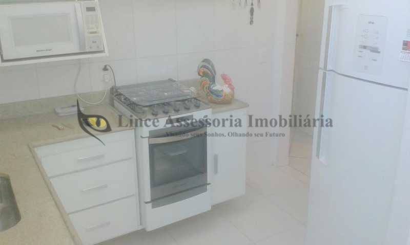 Apartamento à venda com 2 quartos, 86m² - Foto 17