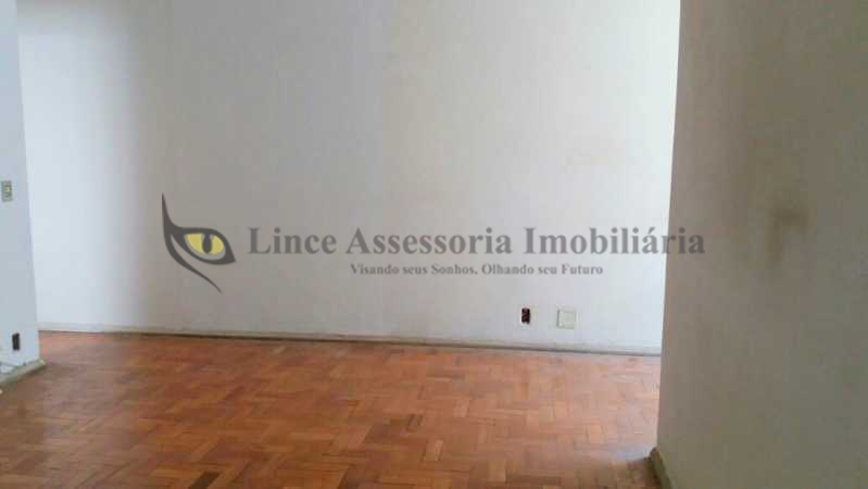 Apartamento à venda com 1 quarto, 52m² - Foto 2