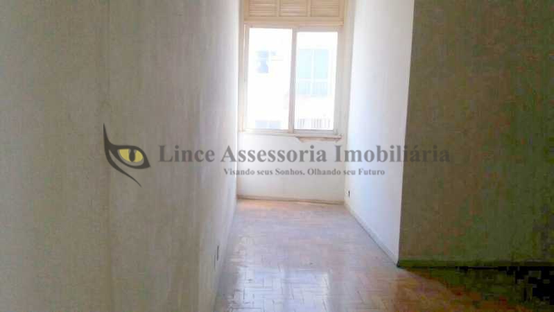 Apartamento à venda com 1 quarto, 52m² - Foto 4