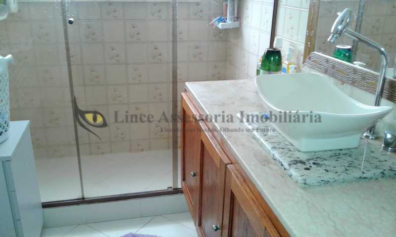 Apartamento à venda com 2 quartos, 100m² - Foto 11