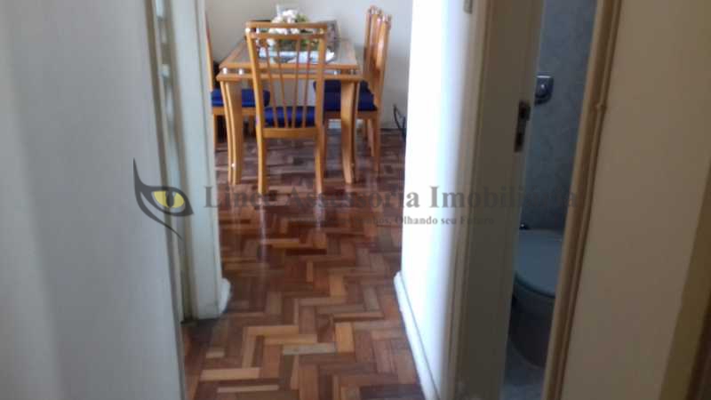 Apartamento à venda com 3 quartos, 64m² - Foto 4