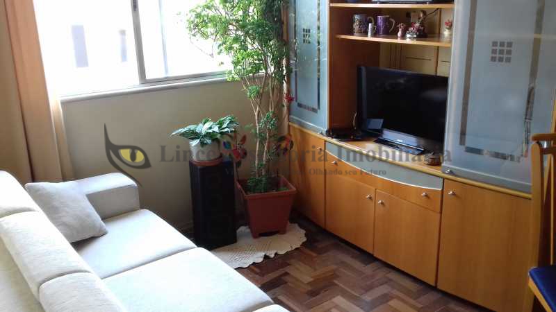 Apartamento à venda com 3 quartos, 64m² - Foto 1