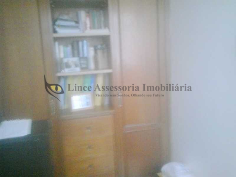 Apartamento à venda com 4 quartos, 149m² - Foto 13