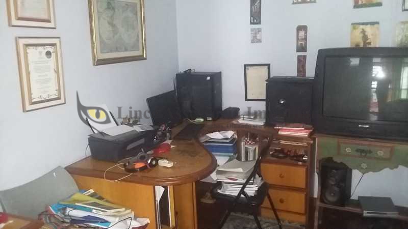 Apartamento à venda com 4 quartos, 182m² - Foto 9