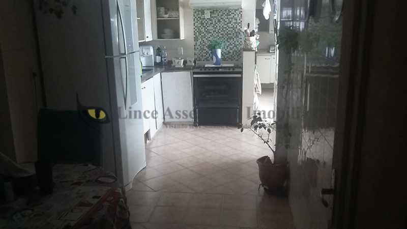 Apartamento à venda com 4 quartos, 182m² - Foto 20