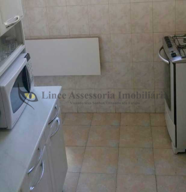 Apartamento à venda com 2 quartos, 65m² - Foto 23