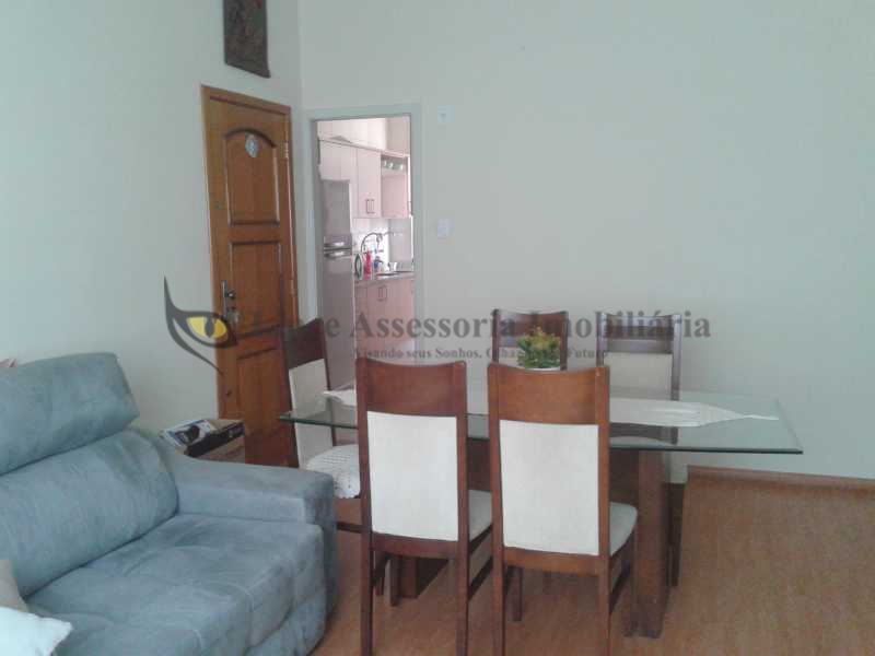 Apartamento à venda com 3 quartos, 93m² - Foto 3