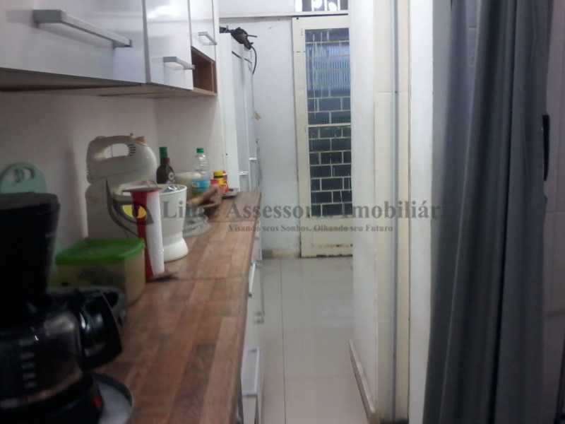 Apartamento à venda com 2 quartos, 70m² - Foto 6