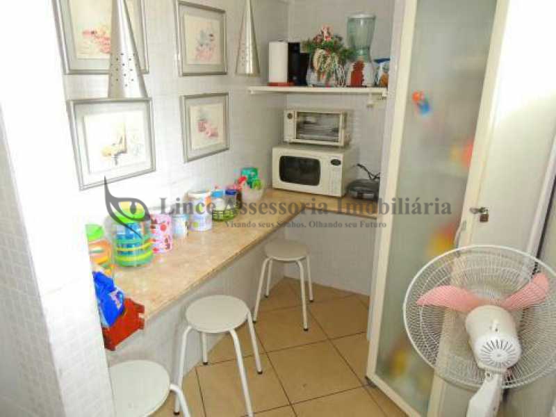 Apartamento à venda com 3 quartos, 120m² - Foto 12