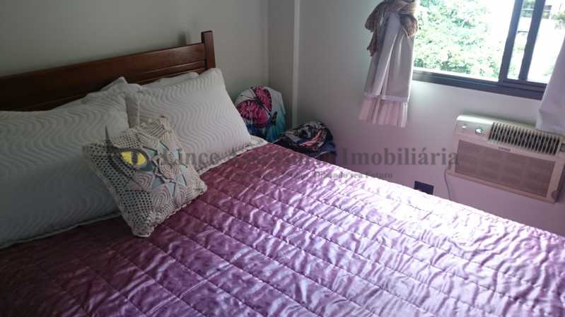 Apartamento à venda com 3 quartos, 120m² - Foto 11