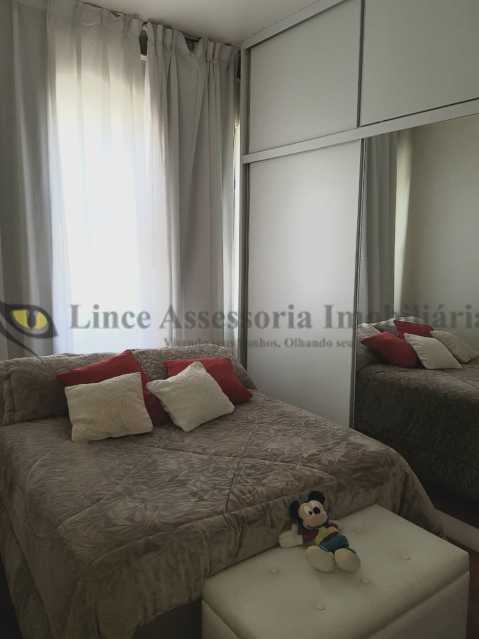 Apartamento à venda com 2 quartos, 80m² - Foto 8