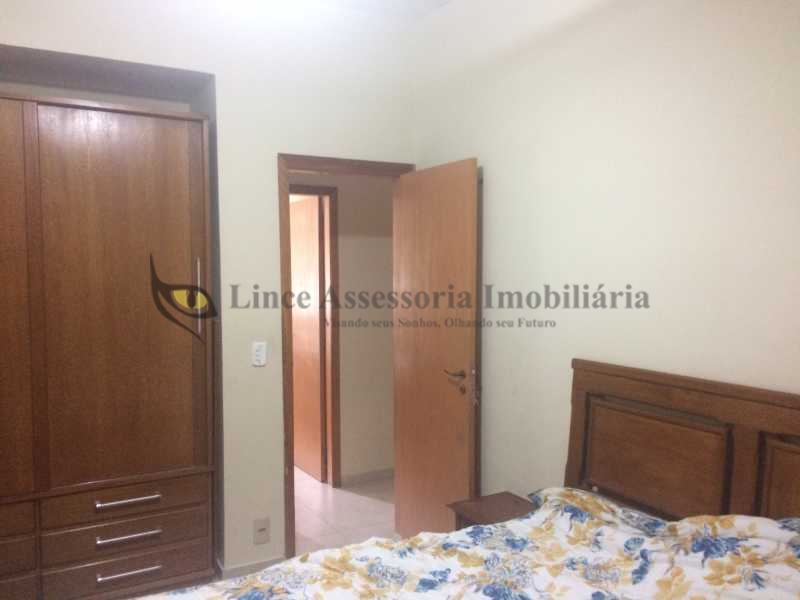 Apartamento à venda com 3 quartos, 87m² - Foto 9