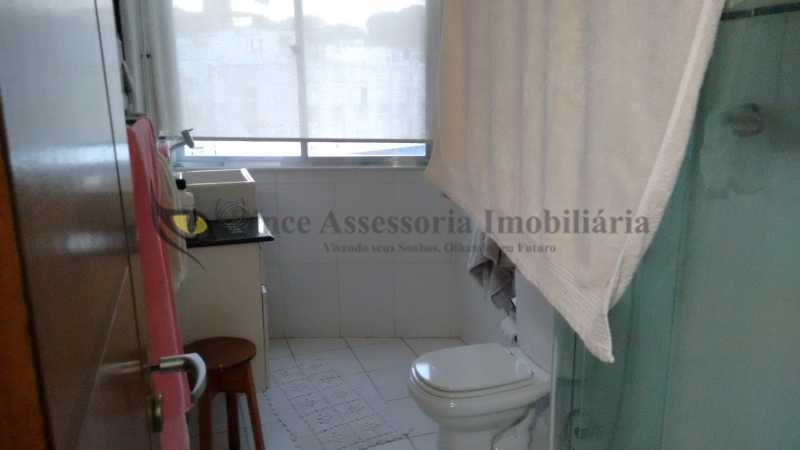 Apartamento à venda com 2 quartos, 65m² - Foto 25