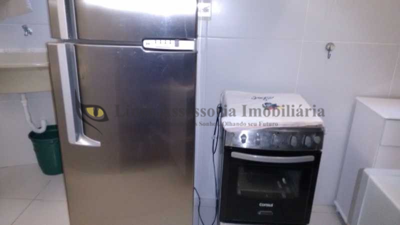 Apartamento à venda com 2 quartos, 65m² - Foto 30