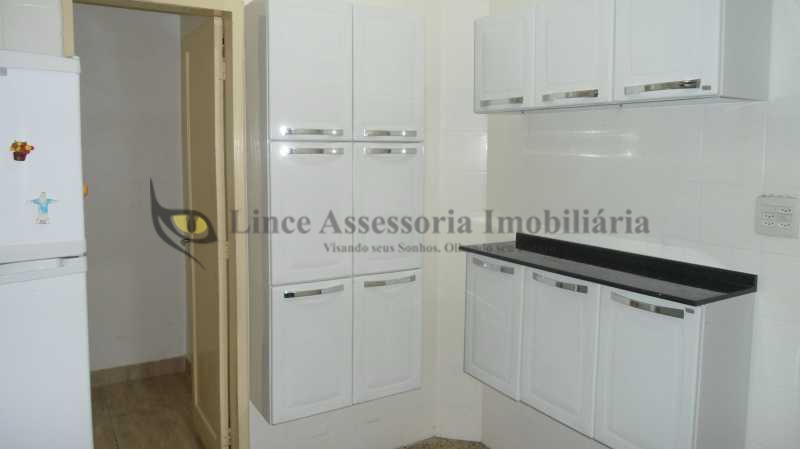 Apartamento à venda com 2 quartos, 66m² - Foto 15