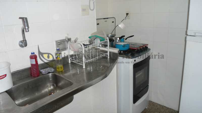 Apartamento à venda com 2 quartos, 66m² - Foto 17