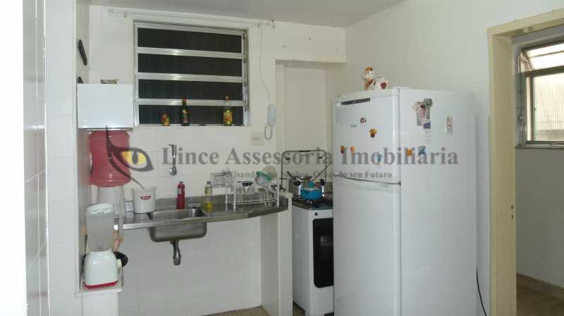 Apartamento à venda com 2 quartos, 66m² - Foto 18