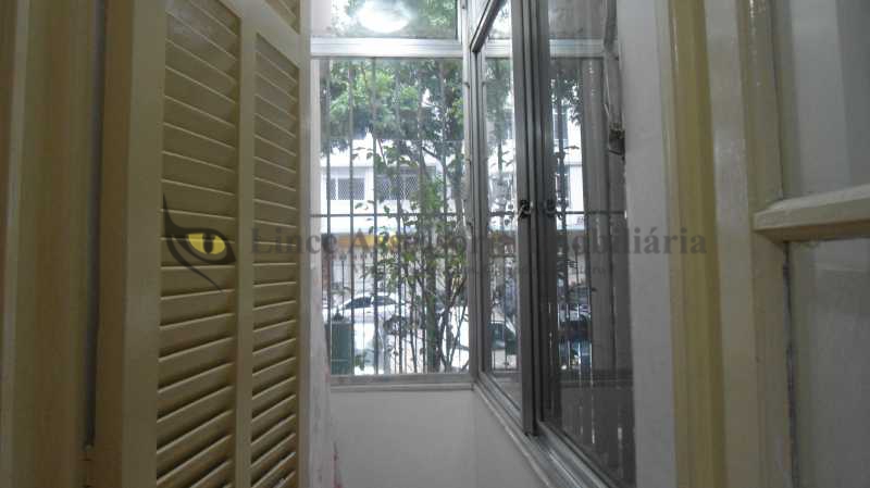 Apartamento à venda com 2 quartos, 66m² - Foto 5