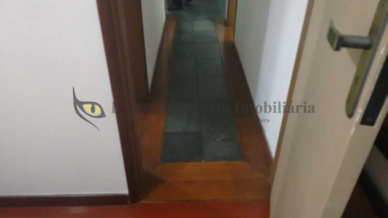 Apartamento à venda com 2 quartos, 74m² - Foto 13