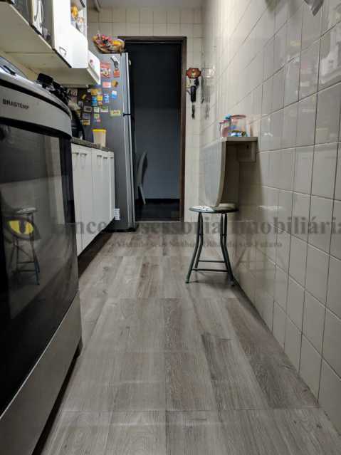 Apartamento à venda com 2 quartos, 74m² - Foto 16