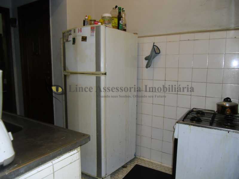 Apartamento à venda com 2 quartos, 89m² - Foto 11