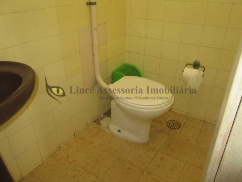 Apartamento à venda com 2 quartos, 67m² - Foto 21